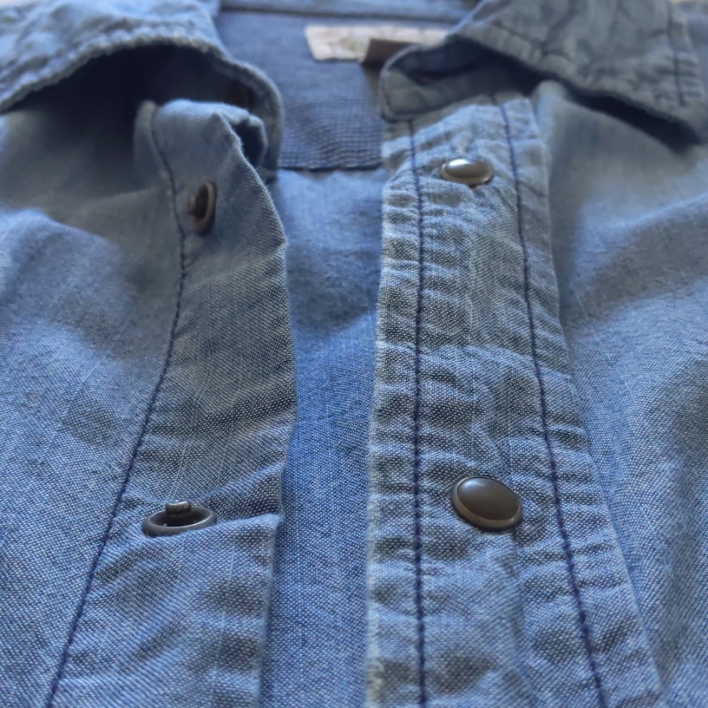 Levi's Authentic Jeans Wear long sleeve shirt